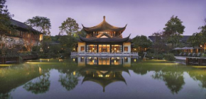  Four Seasons Hotel Hangzhou at West Lake  Hangzhou